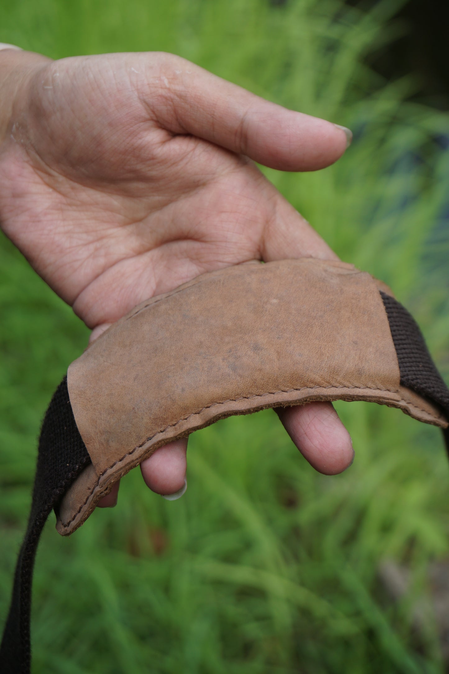 Sale - Camera Bag in Charcoal Tulsi