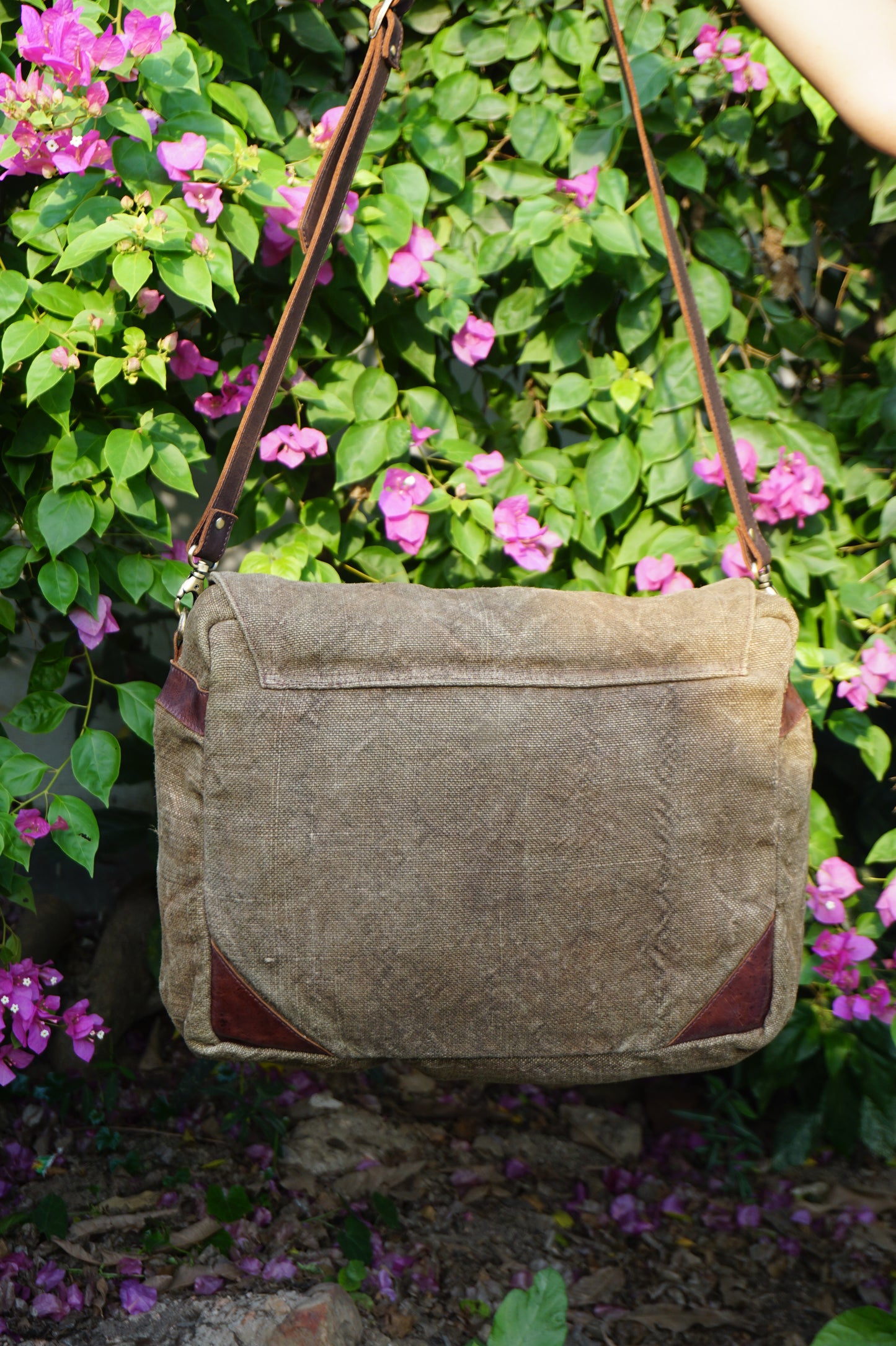 Sale - Chief in Brown