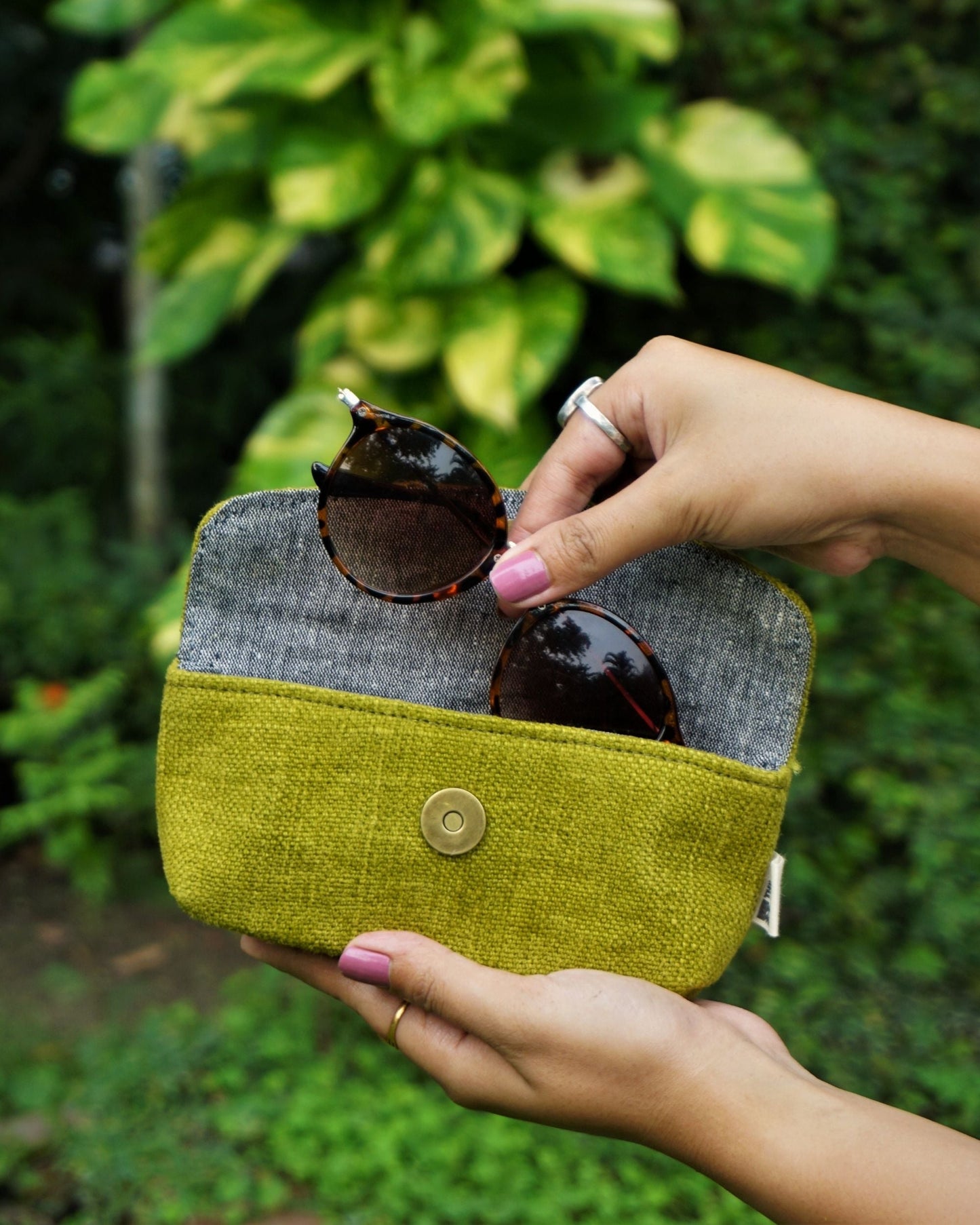 The Sunglass Pouch