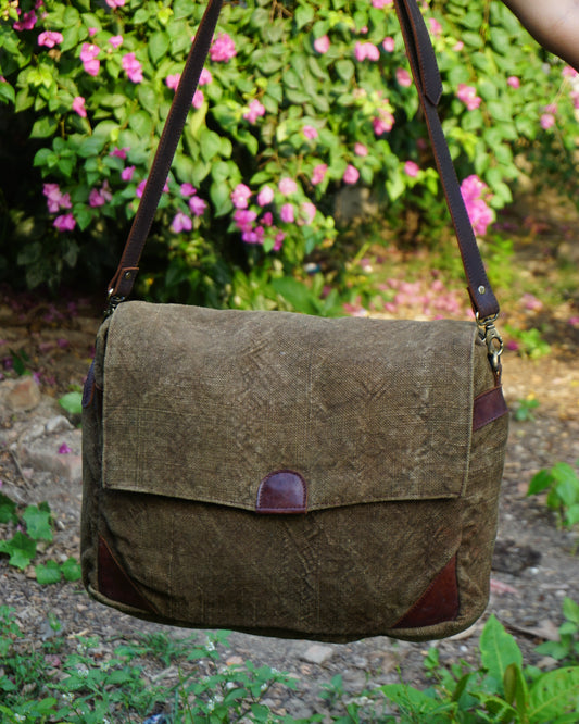 Sale - Chief in Brown