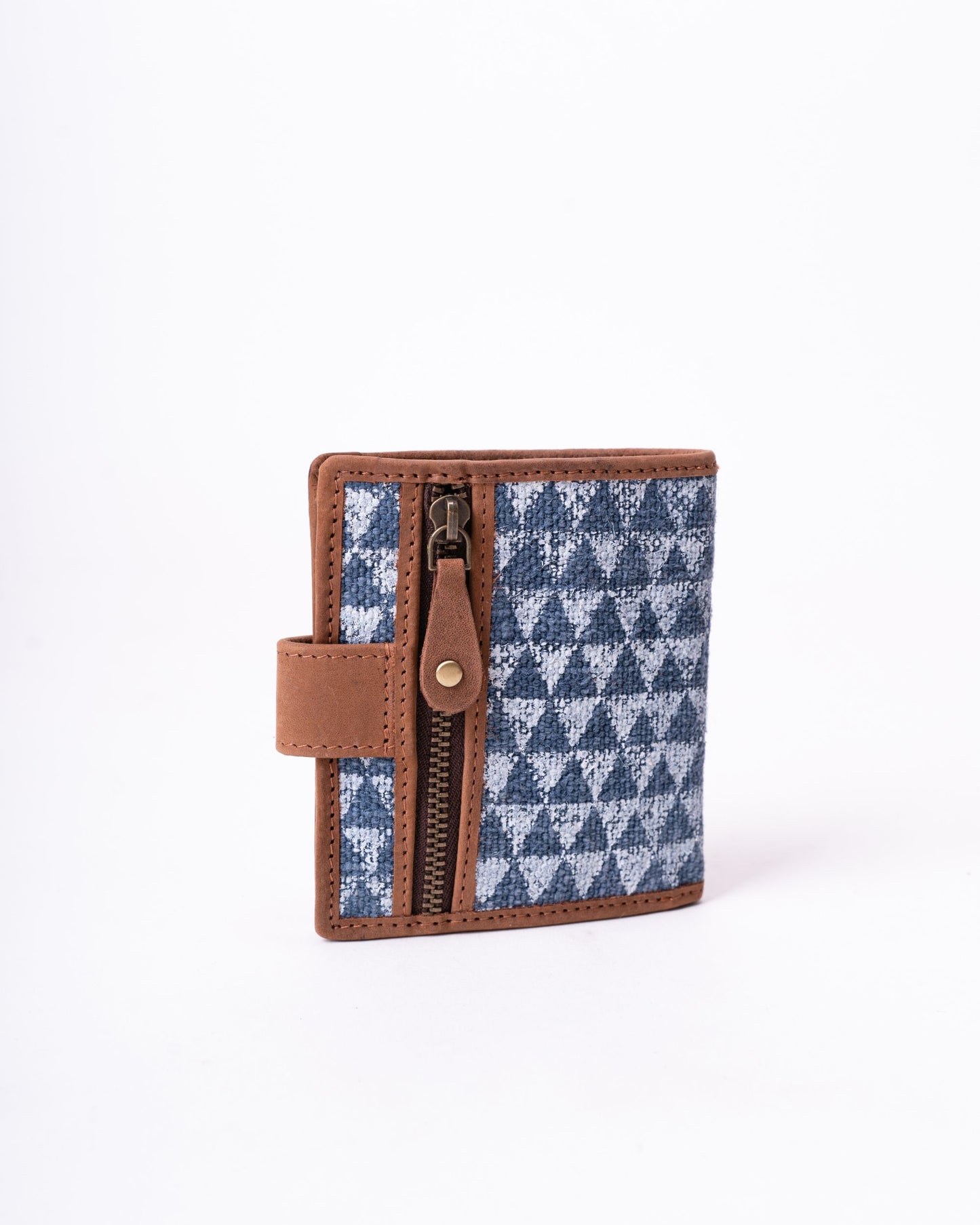 The Flip Wallet with Button Enclosure in Olive