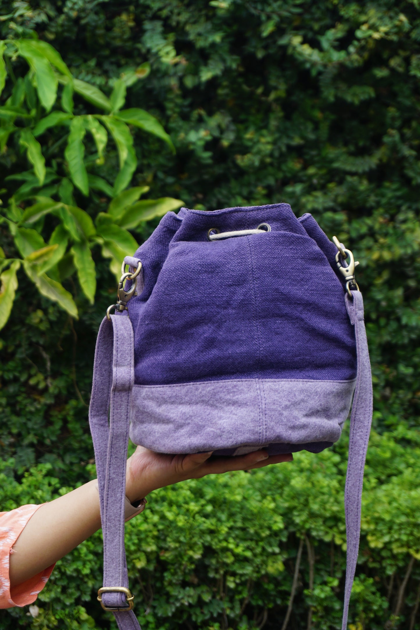 Sale - Bucket Sling In Lavender