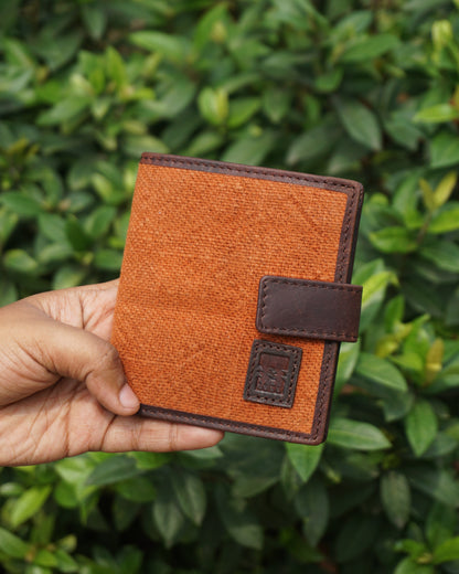 The Flip Wallet with Button Enclosure