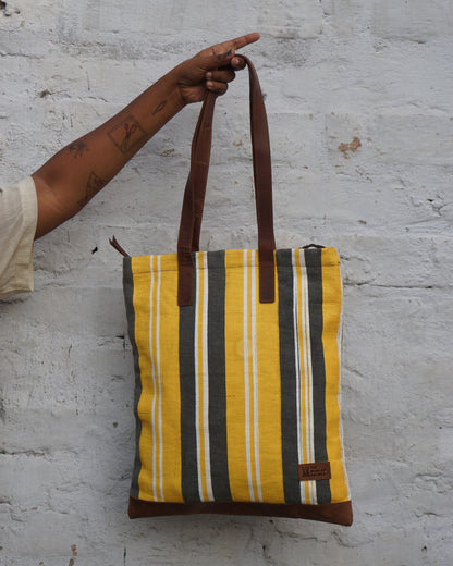 The Baajar Book Bag