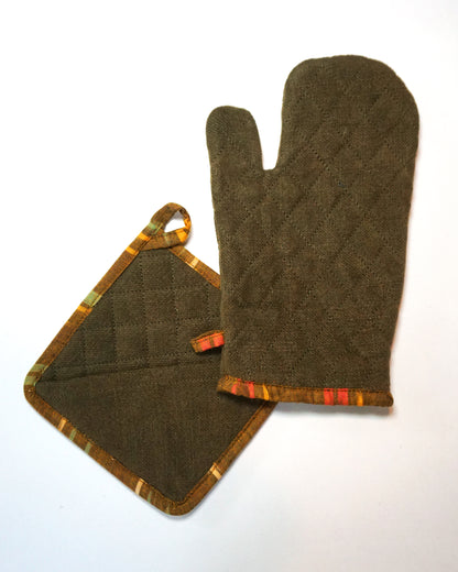 Amar Khamar x The Burlap People : Mitten and Potholder Set